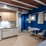Turisticos De La Bernarda Apartment