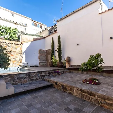 Turisticos De La Bernarda Apartment