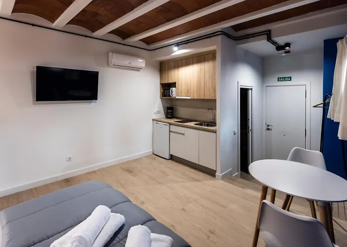 Turísticos De La Bernarda Caces