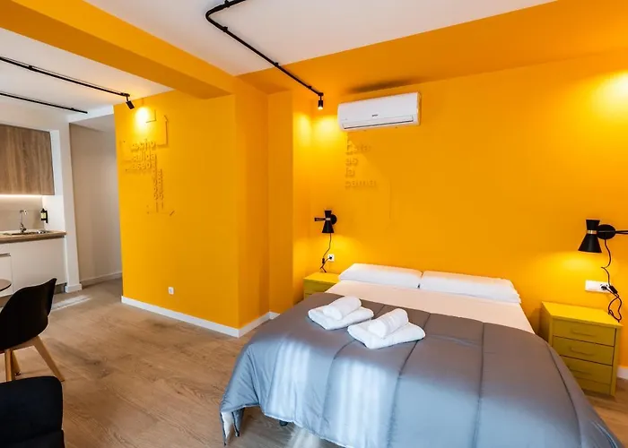 Turísticos De La Bernarda Apartamento