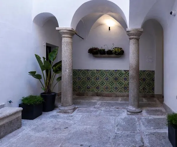 Turísticos De La Bernarda Caces